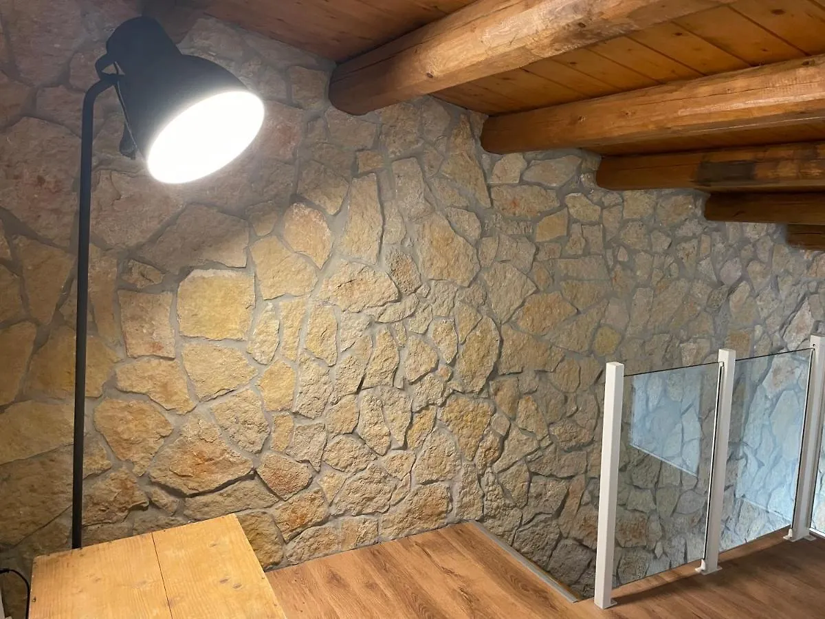 Profumo D'Arancio B&B A Pedalino 0*, Casa Criscione
